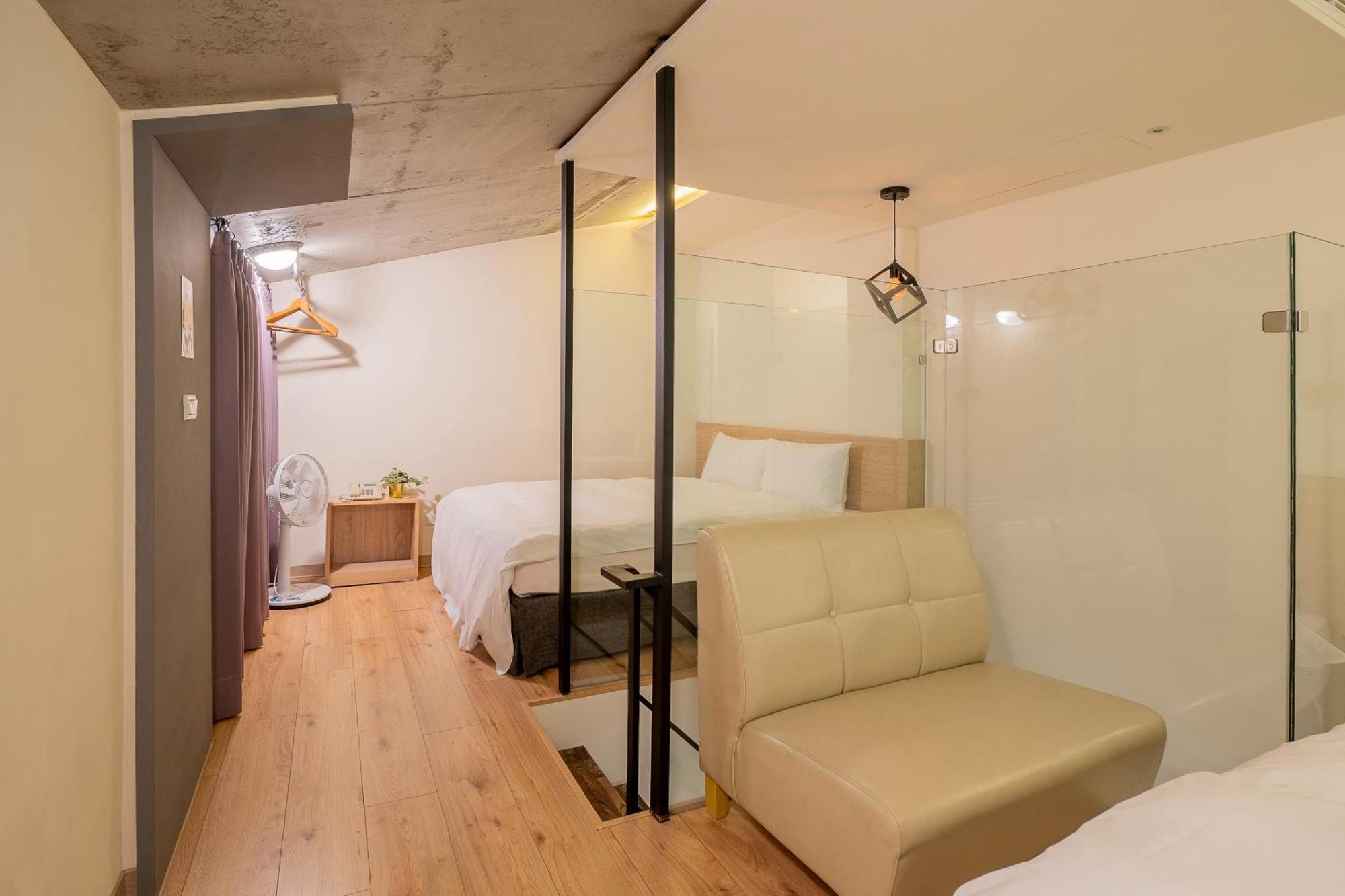 Check Inn Express Taichung Yizhong Extérieur photo