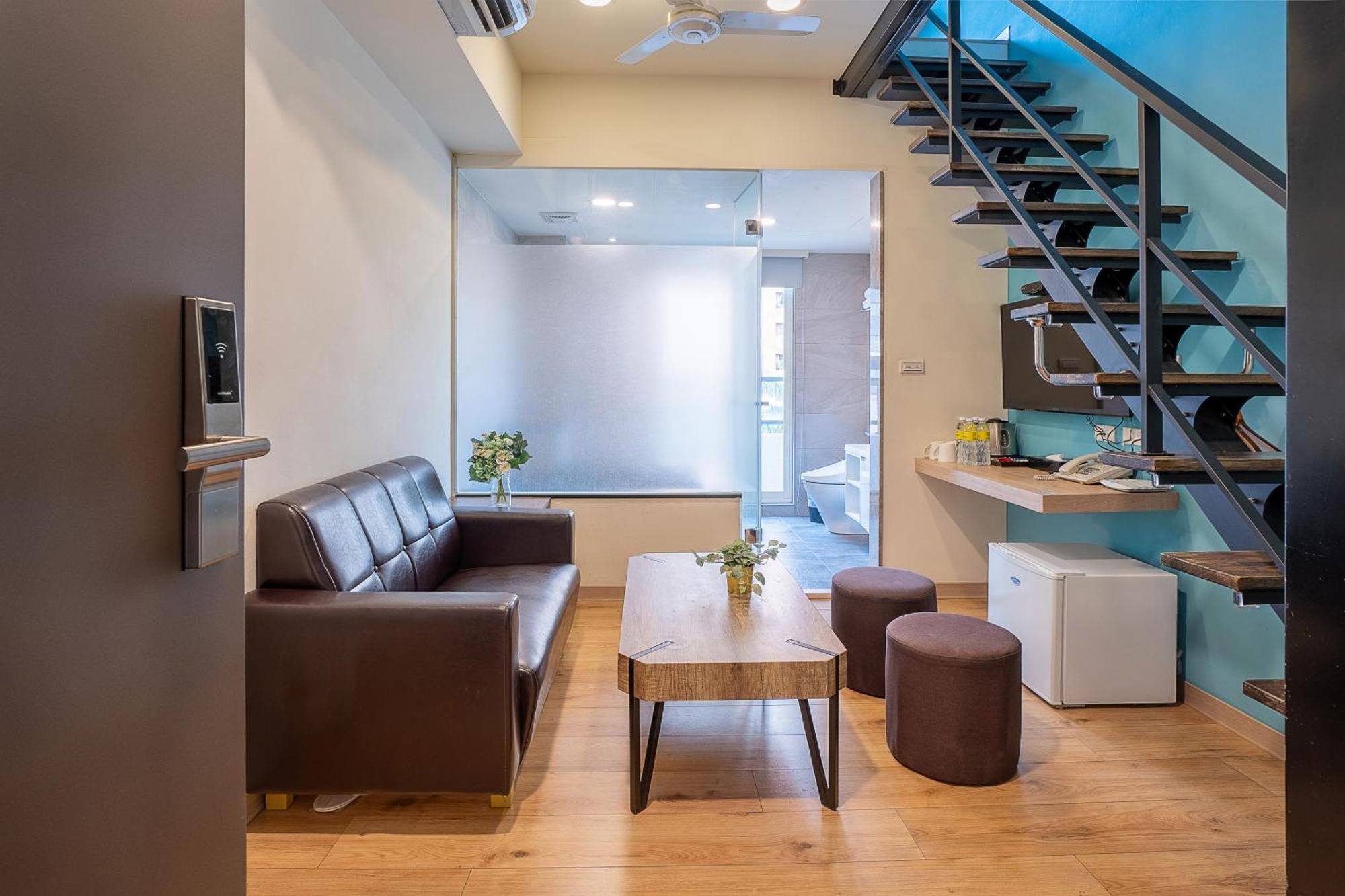 Check Inn Express Taichung Yizhong Extérieur photo